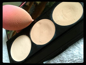 Concealer-Palette mit Abdeckcreme in drei verschiedenen Farben