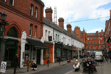 Ausgehviertel Temple Bar District mit Pubs in Dublin - ©My own Travel Rundreisen Irland