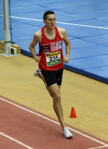 Andreas Vojta wird zum 7. Mal in Folge Hallen-Staatsmeister über 1500m