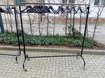 Gardeobenständer mit Rollen mieten Berlin
