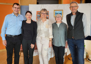 Dr. Karlo Müller, Kornelia Masur, Gudrun Müller, Elisabeth Klinger, Klaus Müller (v.l.)