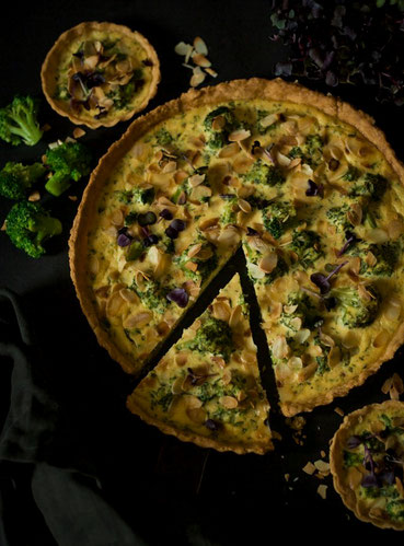 Quiche, Tarte, Brokkoli-Quiche, Brokkoli-Tarte, Ricotta-Quiche, Ricotta-Tarte, Brokkoli, vegetarisch, vegetarisch backen, vegetarisch kochen, gesundessen, gesundmachen, 