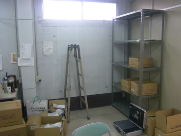 荷物用ＥＶ新設工事：工事前