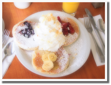 ワイキキでパンケーキを食べて カハラへ