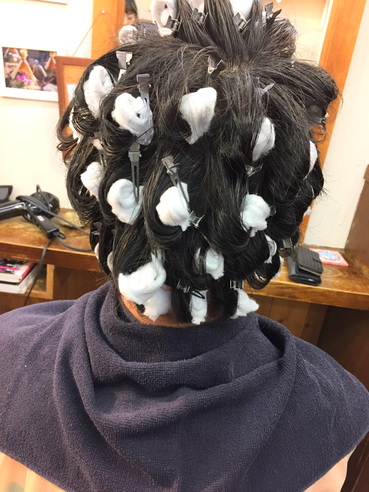 パーマをかけてカットするのは、くせ毛をカットするのと同じ・・・横浜・美容室