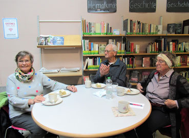 Genuss bei Kaffee und Kuchen