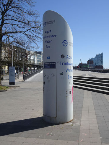 Trinkwasserspender an den Landungsbrücken