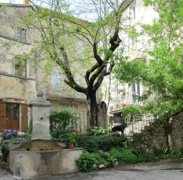 Fontaine à Reillanne 