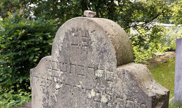 Grabstein auf einem Jüdischen Friedhof