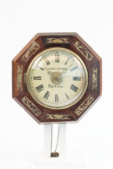 Postman Alarm Clock von Faller & Hummel in Portsea