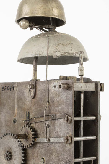 Detailansicht der Mechanik für den Halbstundenschlag des eisernen Uhrwerk von Johann Baptist Schwilgue, Strasbourg um 1825