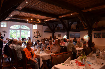 Volles Haus beim Vereinsabend - über 80 Teilnehmer