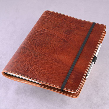 Lederhülle für Moleskine XLarge in der Ledersorte Adventure X