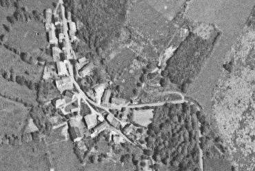 Vue  aérienne de Saint-Amand-Magnazeix en 1950 - Photo IGN