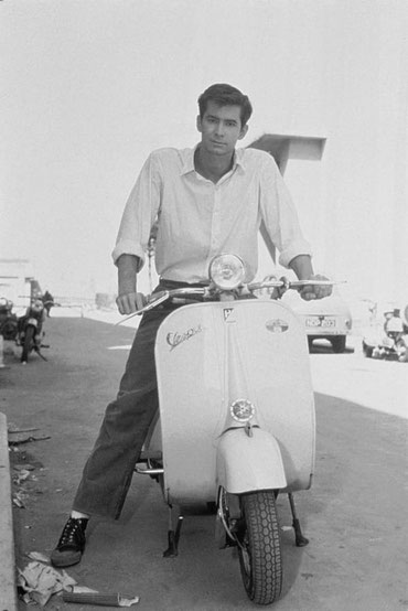 Anthony Perkins. Roma, 1957