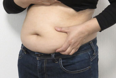 モナリザ症候群になると摂取量が少なくても体重が落ちにくくなります。