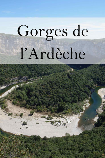 Gorges de l'Ardeche: Die Ardeche Schlucht. Panorama Straße ab Vallon-Pont-d'Arc.