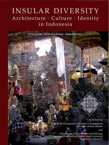 Auf dem Buchcover von "Insular Diversity" sieht man einen indonesischer Tempel mit bekleideten Statuetten 