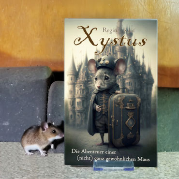 Echte Maus mit Xystus-Taschenbuch