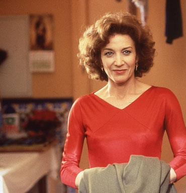 María Luisa Paredes Bartolomé, ​ conocida como Marisa Paredes, fue una actriz española con una destacada trayectoria teatral y cinematográfica, desarrollada también en países como Francia, México e Italia.