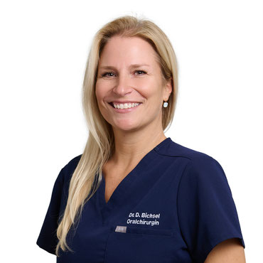 Dominique Bichsel, Fachzahnärztin orale Chirurgie - Oralchirurgie, Stomatologie, Implantologie, MAP