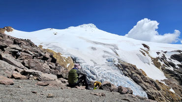 Wanderung auf über 5'000m beim Vulkan Cayambe