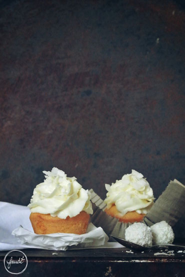 Lisas Weiße Schokoladen Kokos Cupcakes
