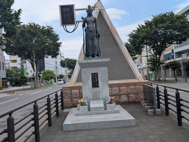 青森平和観音像