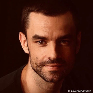 Vincent Simonet, chanteur lyrique (baryton), intervenant dans la formule "Lyrique"