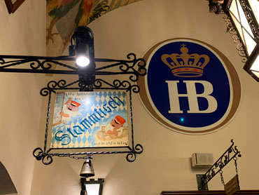 Der Loisel Stammtisch im Hofbräuhaus.