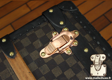 perfect riveting of old vuitton trunk