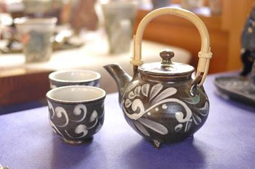 器と珈琲 Lien りあん のギャラリー: 沖縄陶器 相馬正和氏の作品