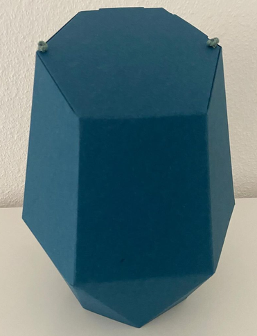 Urne aus Papier