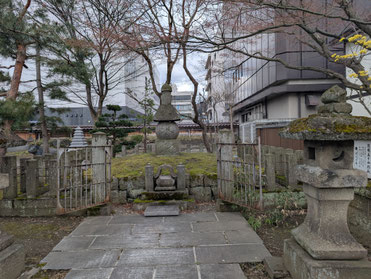 蒲生氏郷の墓