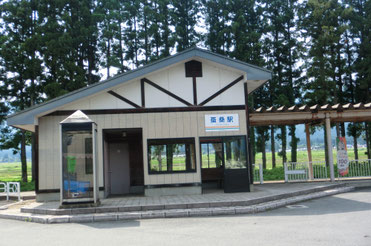 蚕桑駅(2023年撮影)