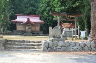 蚕葉山神社