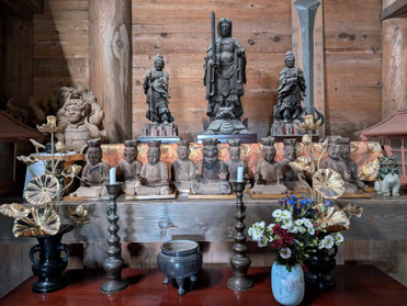 黒石寺の四天王