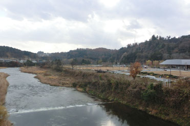 大橋から見る追廻地区