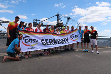 Erfolgreiche Athletinnen und Athleten der Sparte DGSV Triathlon