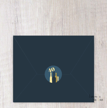 Invitation anniversaire homme gif animé-invitation virtuel-digital-invitation anniversaire numérique animé-électronique-à envoyer via les réseaux sociaux-whatsapp-facebook-messenger-mms-Bouteille-bleu-doré-guirlande-carré