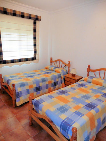 2. Schlafzimmer