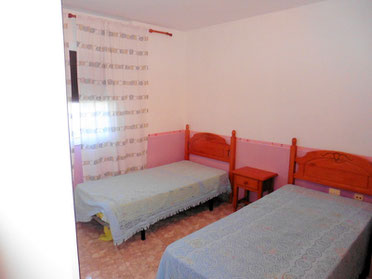 2. Schlafzimmer