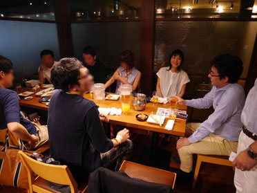 平野さん各テーブルを周りお話ありがとうございます!