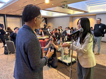 懇親会の様子