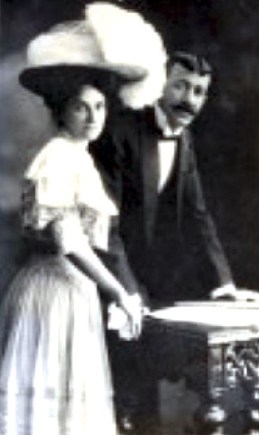 Delia's parents ; Michael & May Miriam De Leon