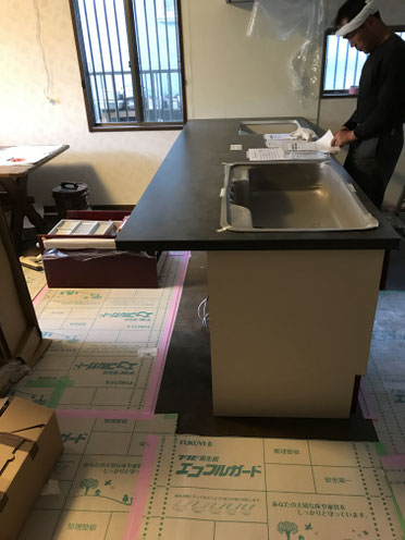 システムキッチン、セラミック天板