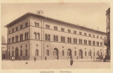 Postkartenansicht Fruchthalle (Foto: Archiv Eric Lindon)