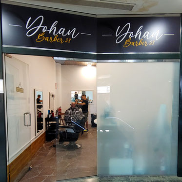 Johan Barber 23 en Candelaria - Centro Comercial Punta Larga