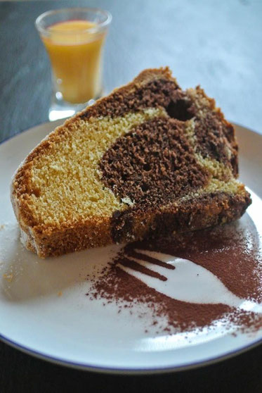 Marmorkuchen oder Eierlikörkuchen