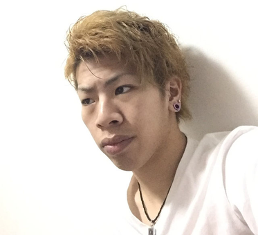 横浜の無責任美容師☆人を切ってこそ本当に必要な事が分かり、仲間がいる事が2倍の成長を促す
